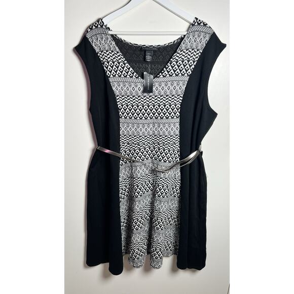 Lane Bryant Black & White Cap Sleeve Belted Fit & Flare Shift Dress Plus 26/28 - Picture 1 of 8